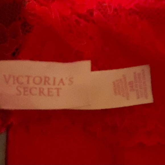 Women’s Victoria’s Secret Rhinestone Push Up Bra - Picture 5 of 9